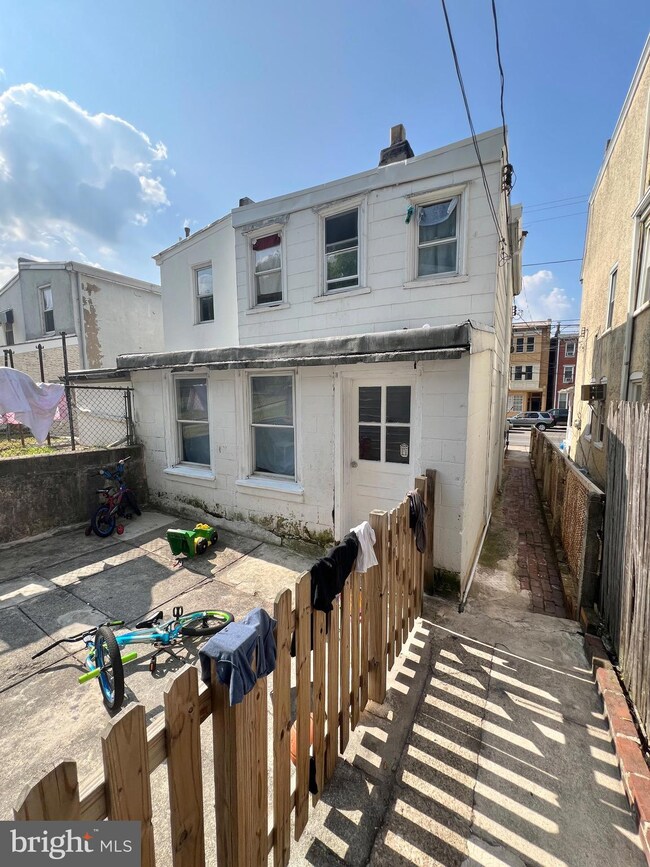 535 E Main St, Norristown, PA 19401 - photo 4