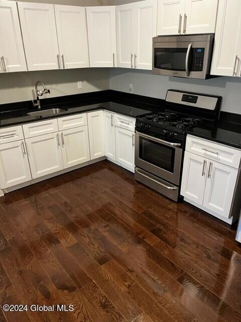 423 Hudson Ave unit 2, Albany, NY 12203 - photo 3