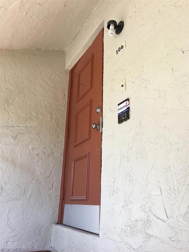 3900 NE 19th Rd unit 106, Pompano Beach, FL 33064 - photo 6