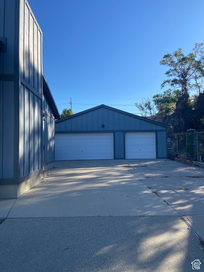 6489 W Castle View Dr, West Valley City, UT 84128 - photo 2