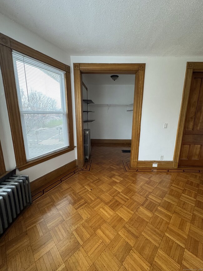 unlisted-address, New Haven, CT 06511 - photo 7