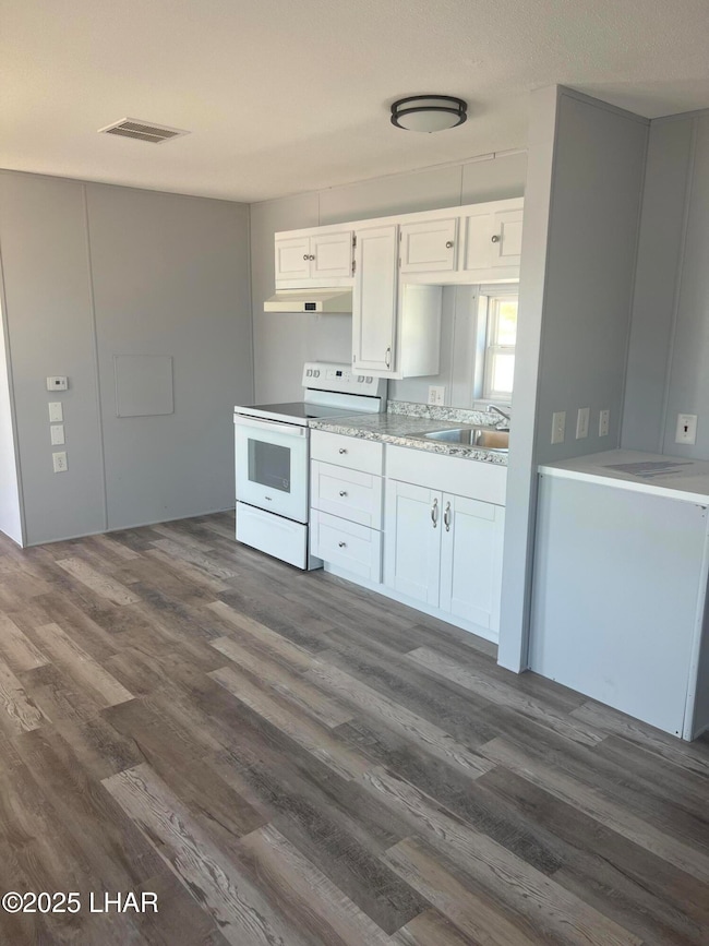 407-Kitchen 2