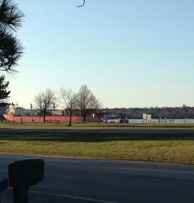 catching a view of going down bound