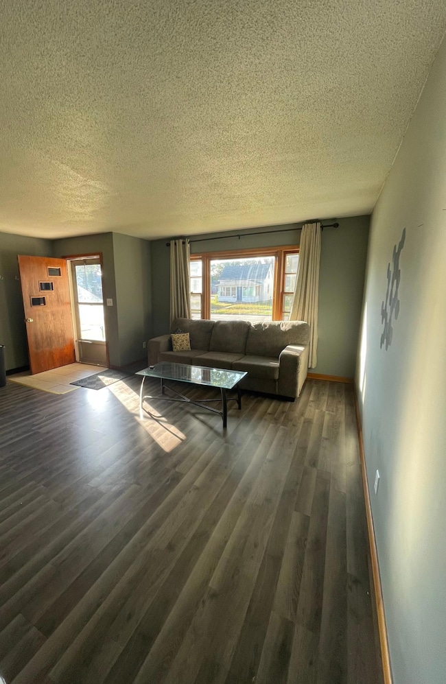 1202 2nd Ave SW, Austin, MN 55912 - photo 5