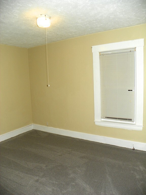 482 Chatham St unit 2, Lynn, MA 01902 - photo 5