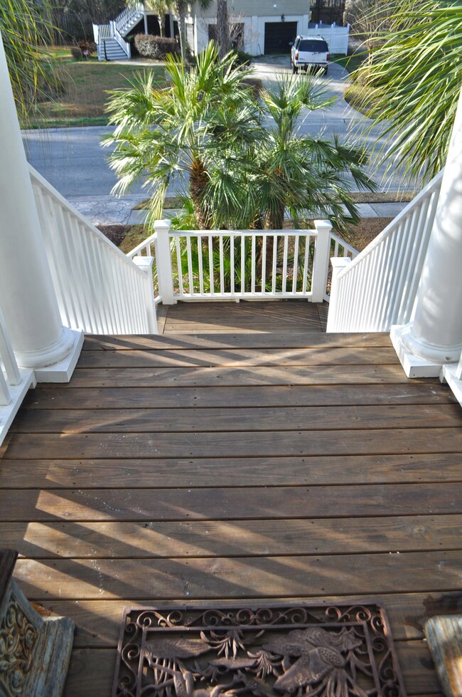 2082 S.Shore
