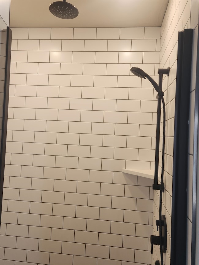 1612 Schreiner Ln, Waunakee, WI 53597 - photo 6