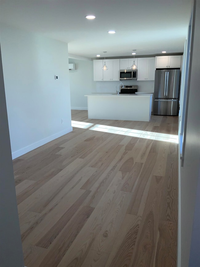 75 Court #2c St, Exeter, NH 03833 - photo 3