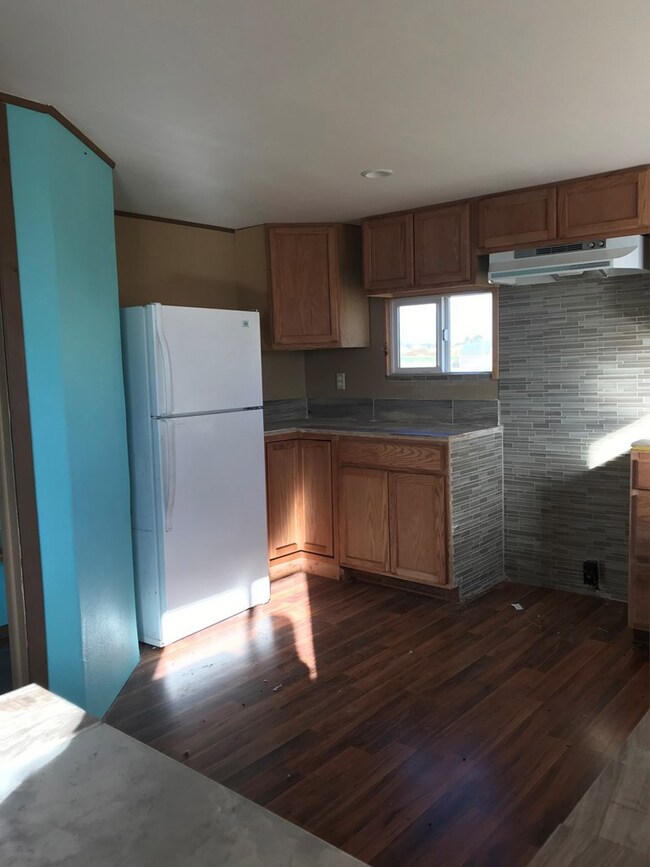 464 W 245 N, Blackfoot, ID 83221 - photo 3