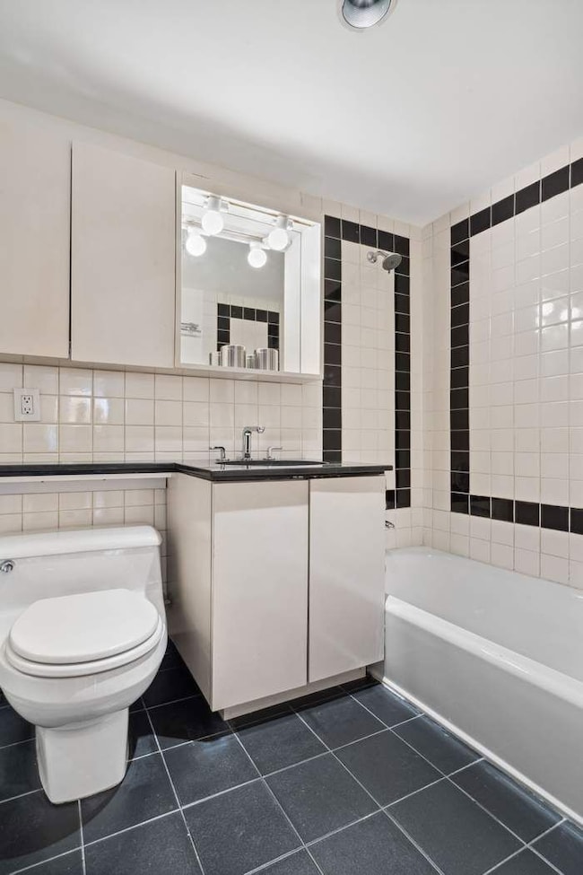 111 E 36th St unit 5-B, New York, NY 10016 - photo 7