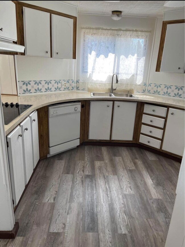 2241 Greensprings Dr unit 27, Klamath Falls, OR 97601 - photo 7