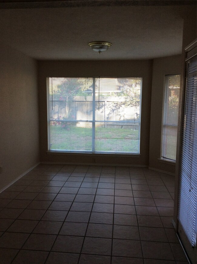 7719 Ashton Dr, Houston, TX 77095 - photo 3