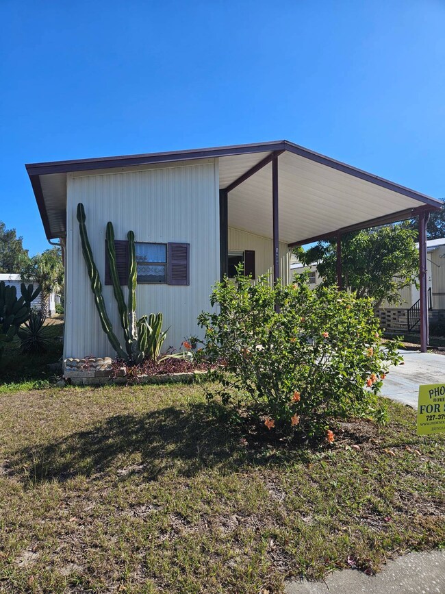 14800 Swopes Loop unit 62, Hudson, FL 34667 - photo 2