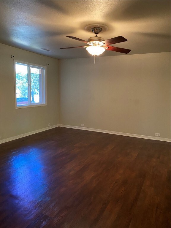 2110 W Oak St, Rogers, AR 72758 - photo 5