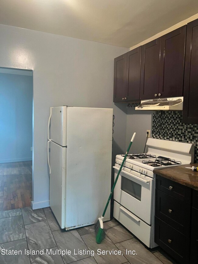 2958 Richmond Terrace, Staten Island, NY 10303 - photo 3