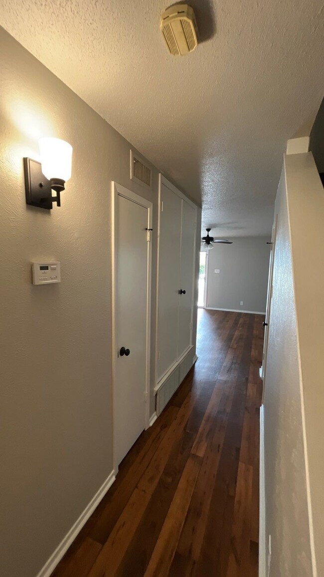 116 Meadow View Dr, Cleburne, TX 76033 - photo 5