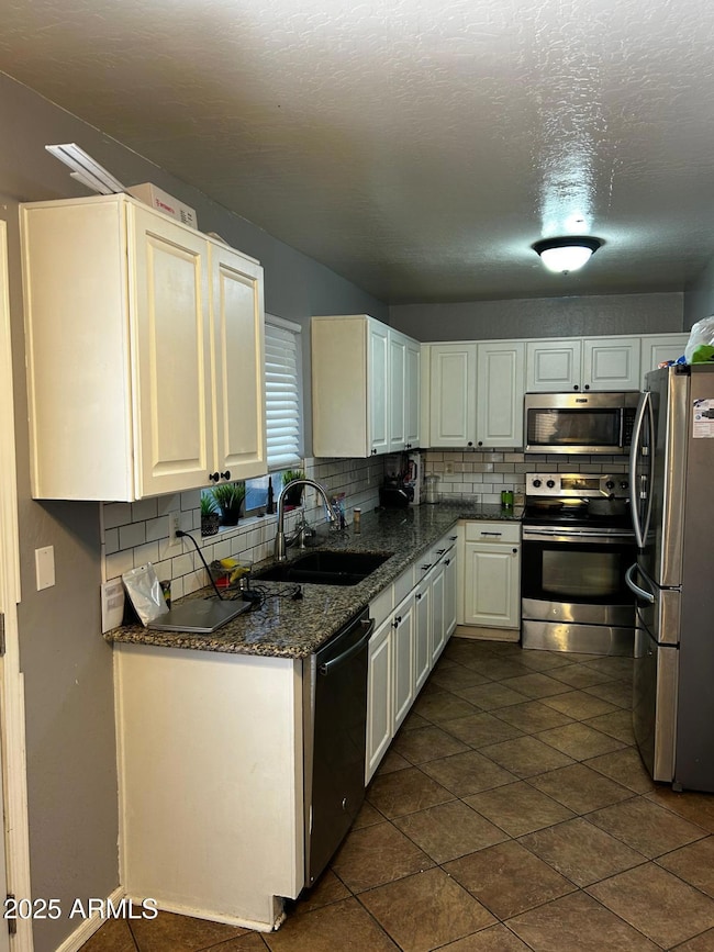 6413 W Chickasaw St, Phoenix, AZ 85043 - photo 5