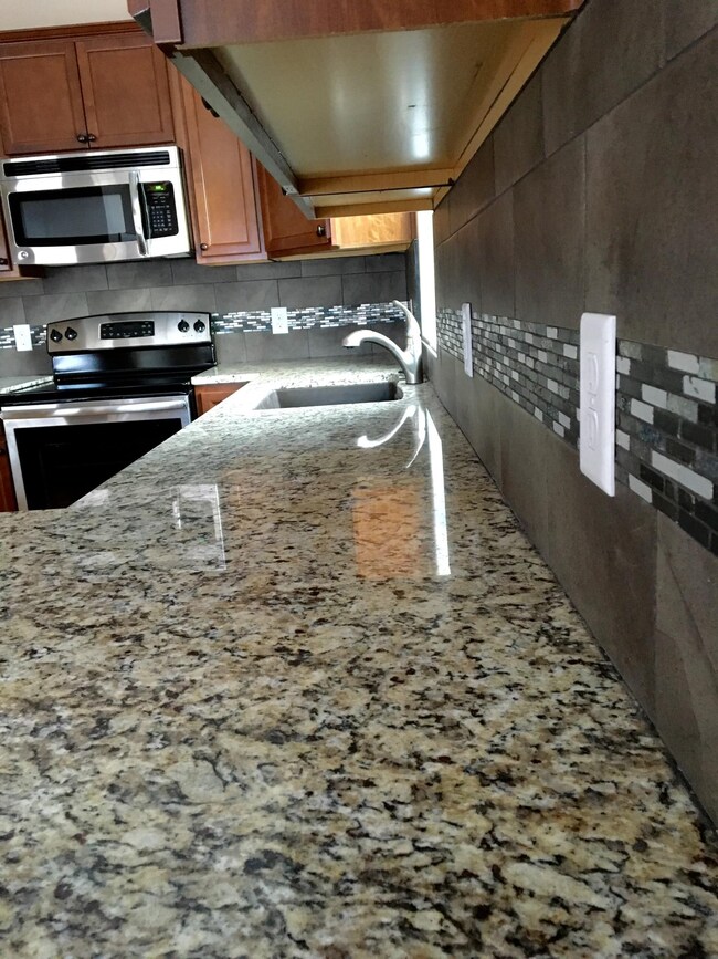 14 Kings Ridge Drive - kitchen 2