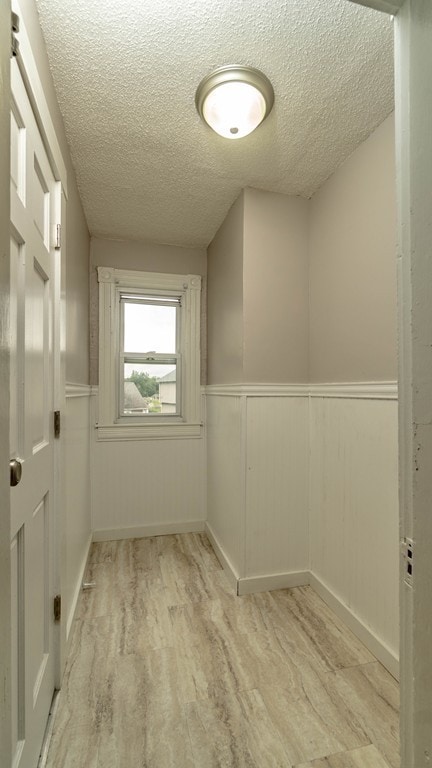 556 Springfield St, Chicopee, MA 01013 - photo 7