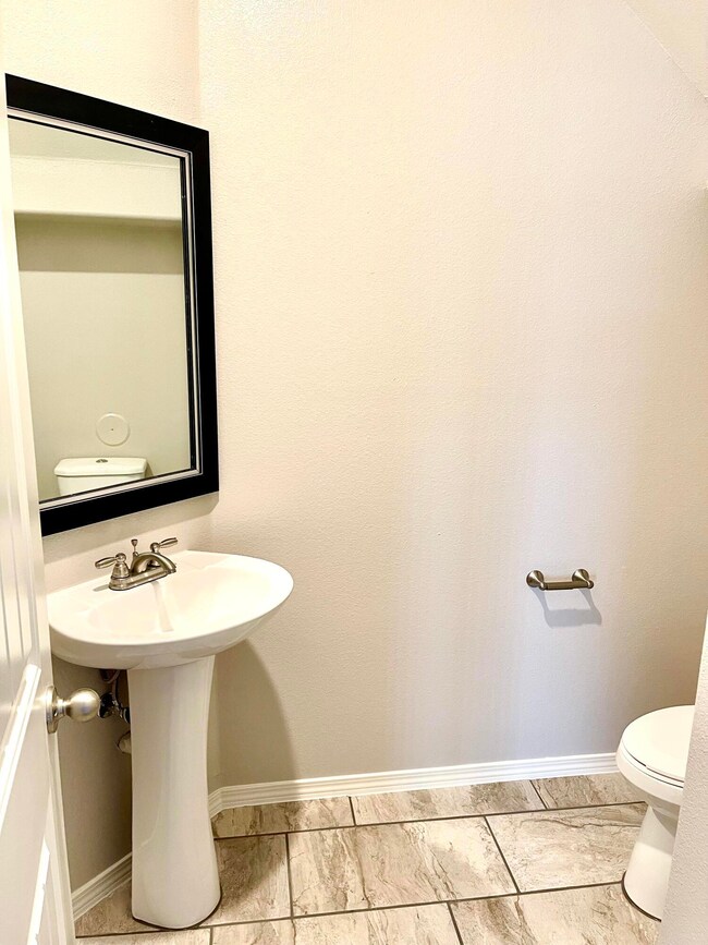 11469 Summer Dr unit B, Socorro, TX 79927 - photo 7