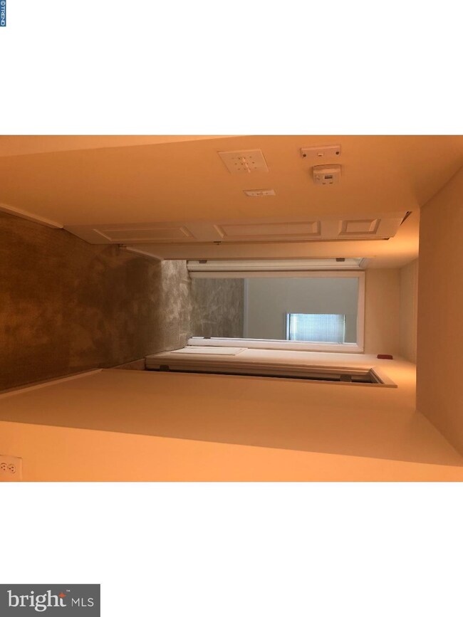 504 S Lansdowne Ave unit D-8, Yeadon, PA 19050 - photo 5