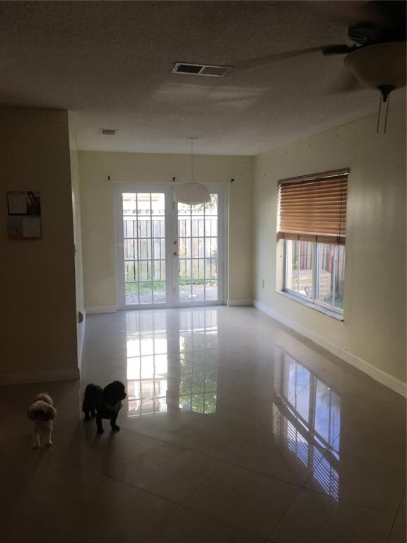 7111 SW 41st Place unit 1, Davie, FL 33314 - photo 6