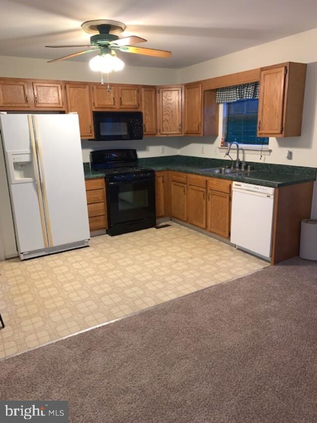 45 S Katrin Cir, New Castle, DE 19720 - photo 2