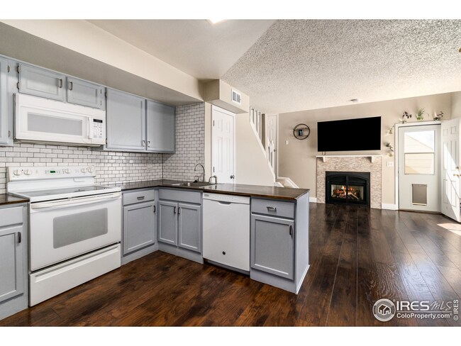 920 S Dawson Way unit 14, Aurora, CO 80012 - photo 6