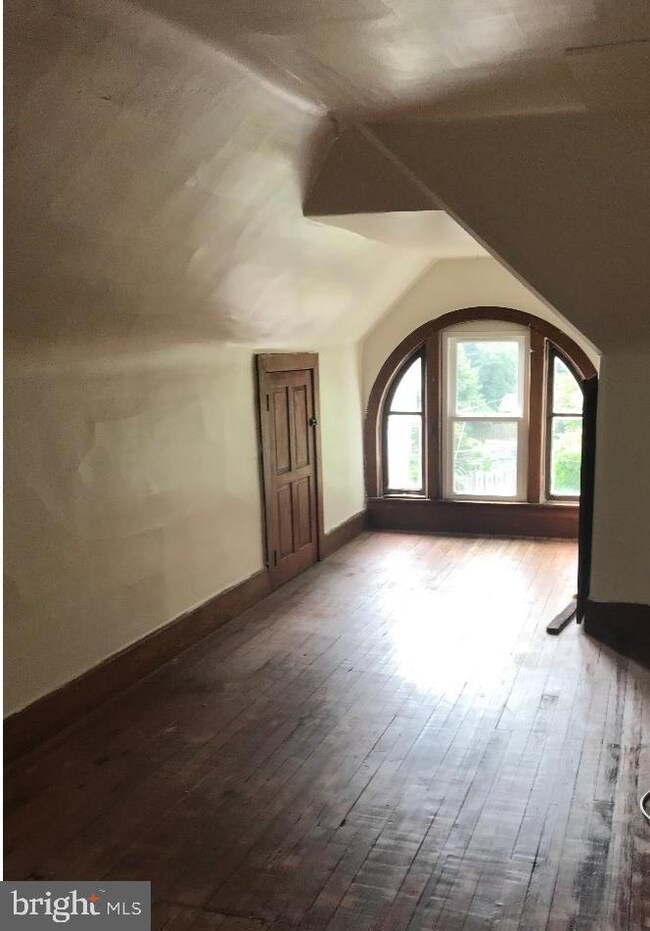 705 Park Ave unit B 2ND FL, Collingswood, NJ 08108 - photo 5