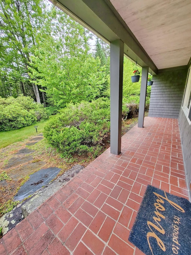 1470 Easton Valley Rd, Franconia, NH 03580 - photo 7