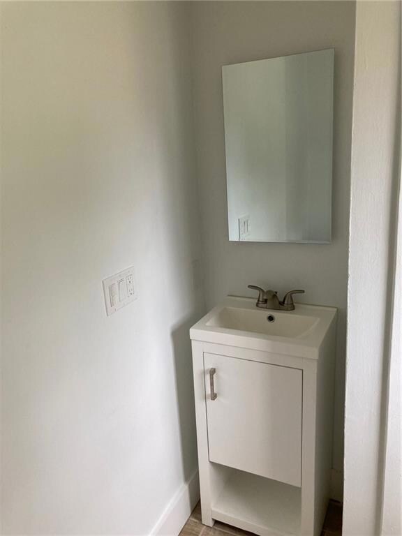 148 Main St unit 2, Wakefield, RI 02879 - photo 4