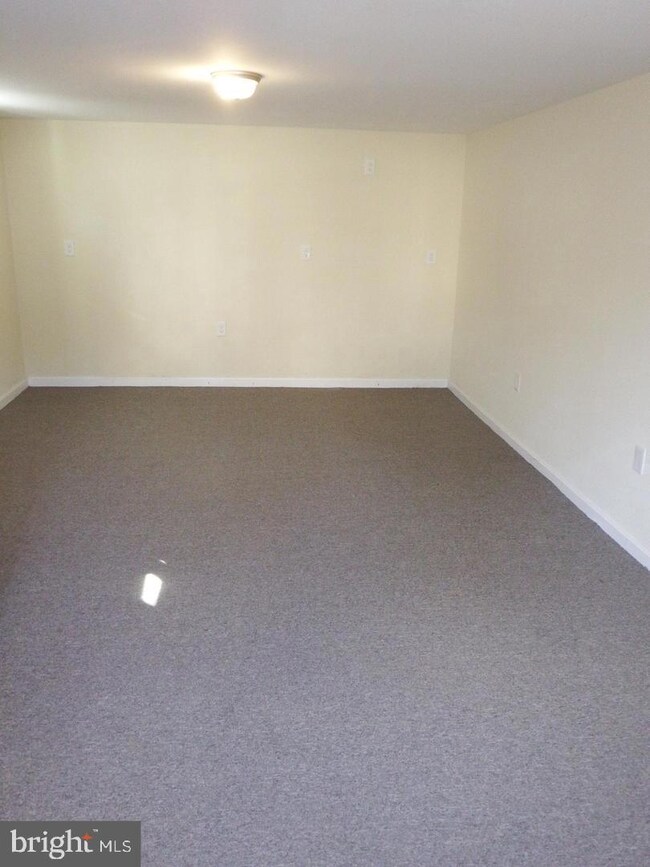 2011 Hammonds Ferry Rd, Halethorpe, MD 21227 - photo 4