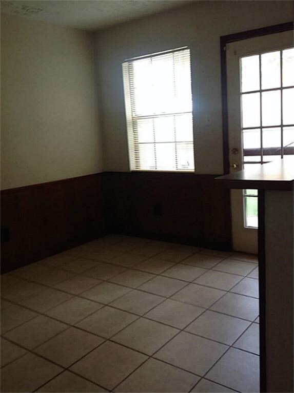 1105 Wilson Dr, Rosenberg, TX 77471 - photo 5