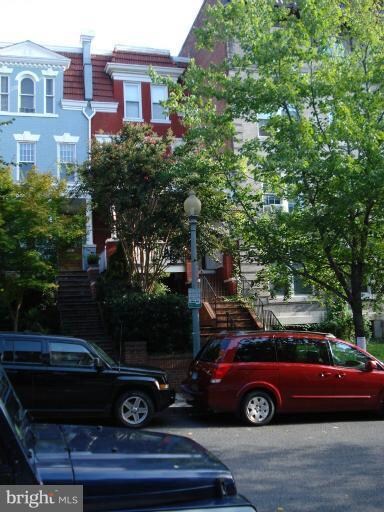 1831 Vernon St NW, Washington, DC 20009 - photo 2