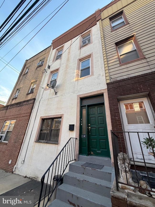 2246 S 15th St, Philadelphia, PA 19145 - photo 3