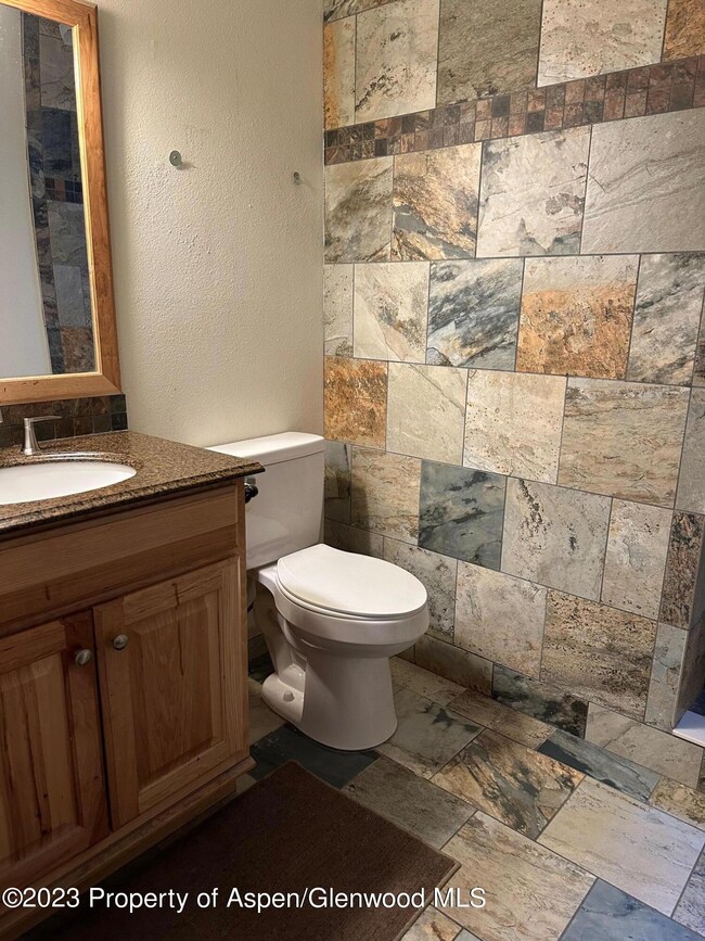 lower level bath