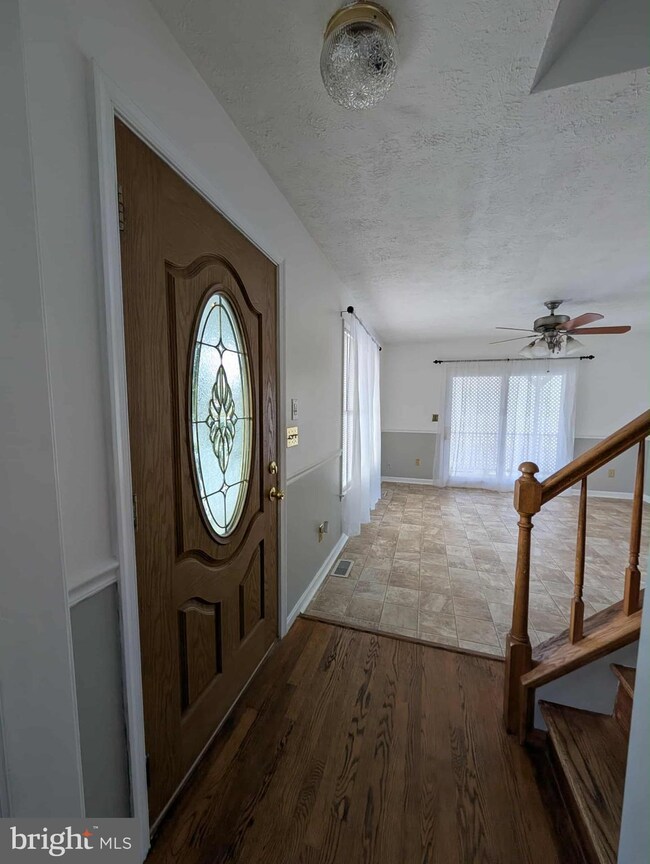 6810 Crescent Ridge Ct, Bealeton, VA 22712 - photo 6