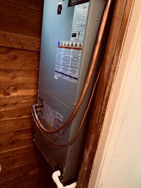 305 3rd St, Lake Park, FL 33403 - photo 4