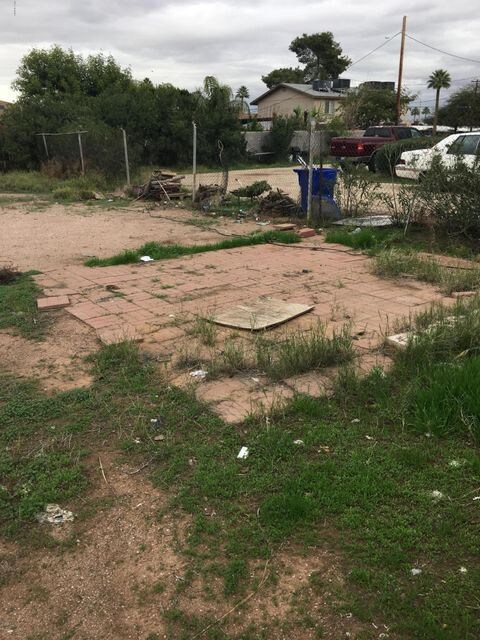 BACK YARD BRICK PAD