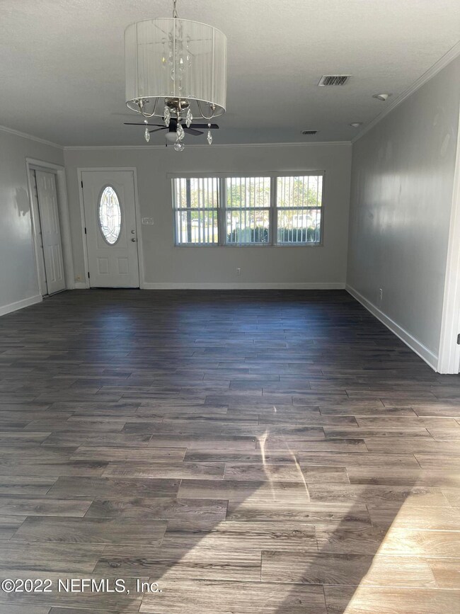 7628 Rambler Rd, Jacksonville, FL 32244 - photo 3