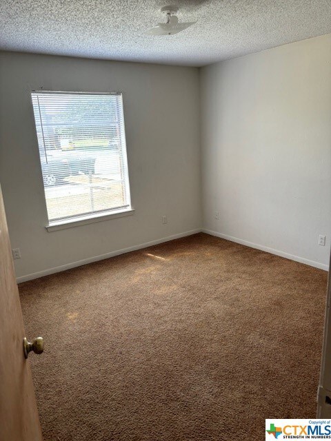 4803 Rainbow Cir unit 1, Killeen, TX 76543 - photo 4