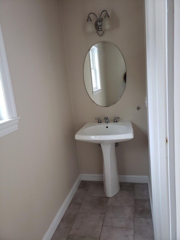 152 Beaver St unit 152, Milford, MA 01757 - photo 5