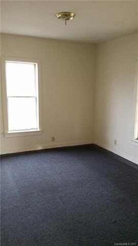 304 Newbern Ave, Statesville, NC 28677 - photo 3