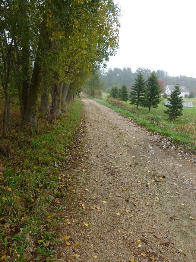 N9464 County Road D, Belleville, WI 53508 - photo 4