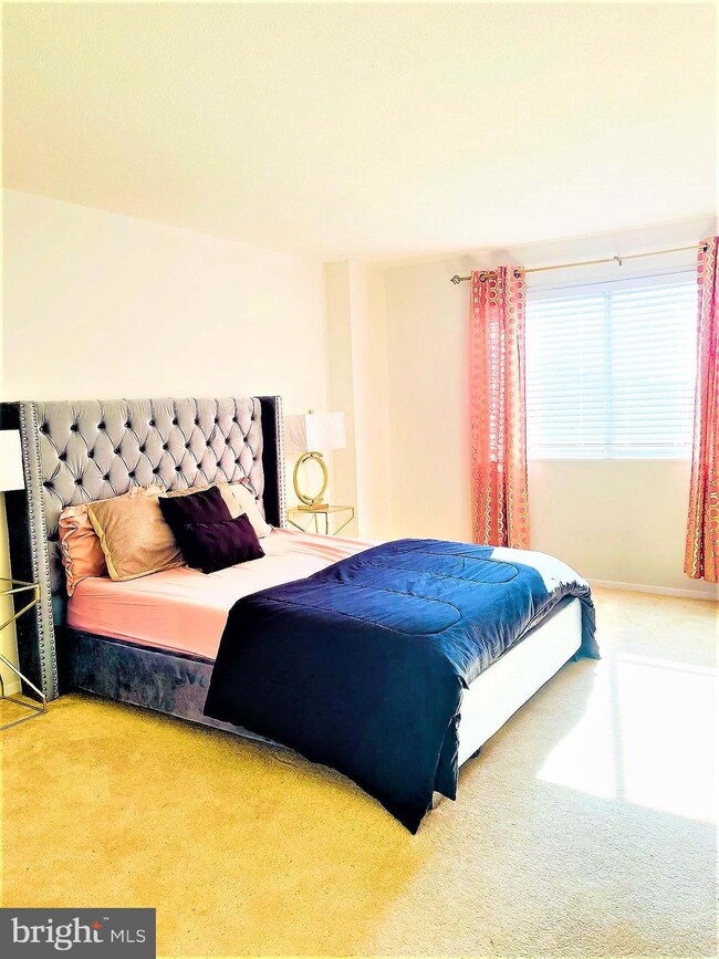 Presidential Towers unit 618, Adelphi, MD 20783 - photo 3