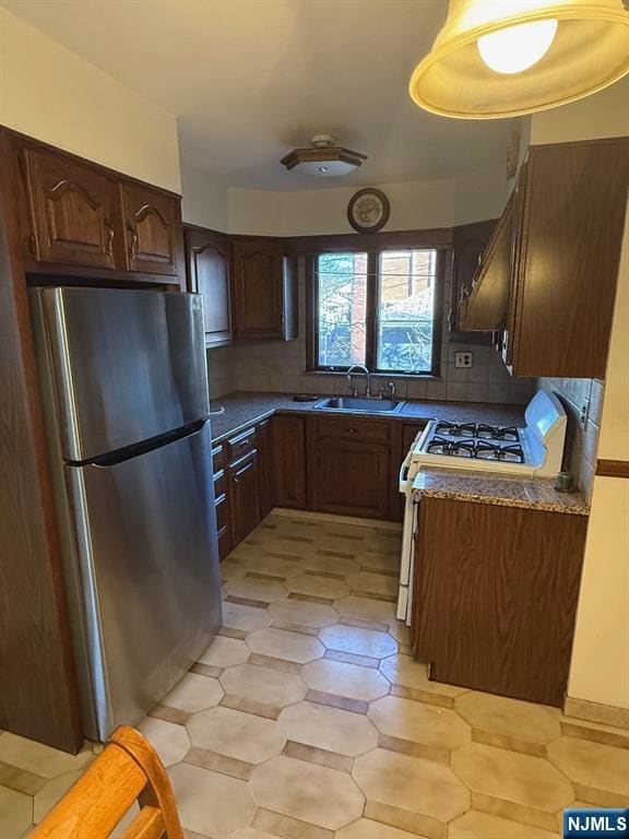 581 Broad St unit 2, Carlstadt, NJ 07072 - photo 4