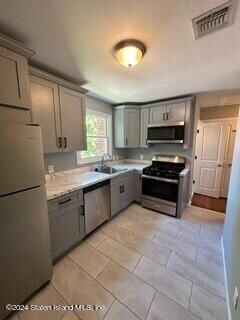 99 Acorn St unit 2, Staten Island, NY 10306 - photo 2
