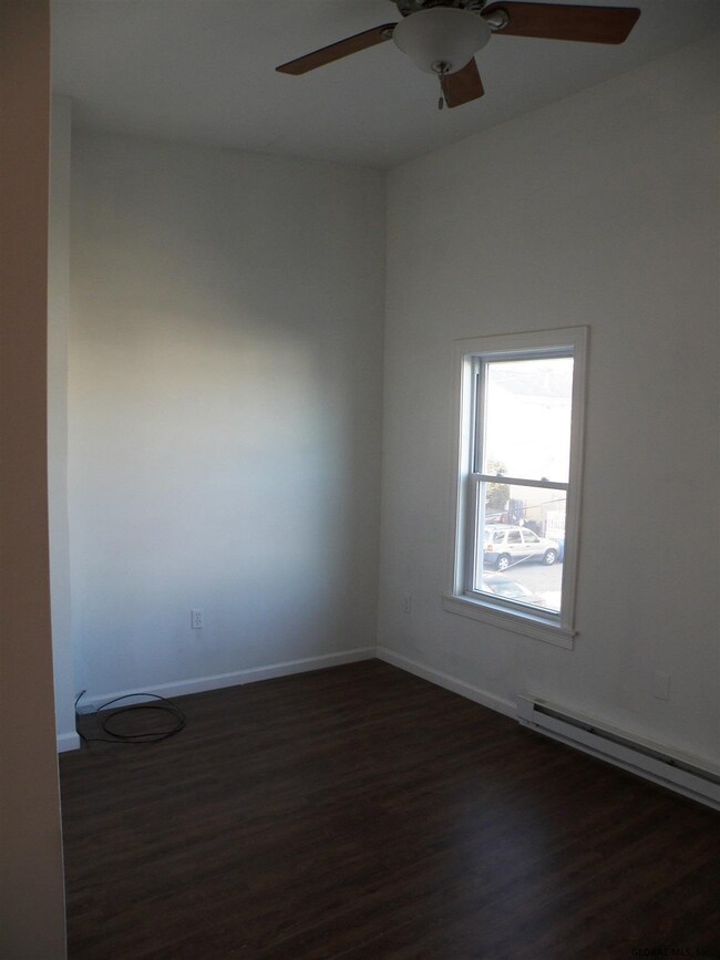 12 Emmett St, Albany, NY 12204 - photo 7