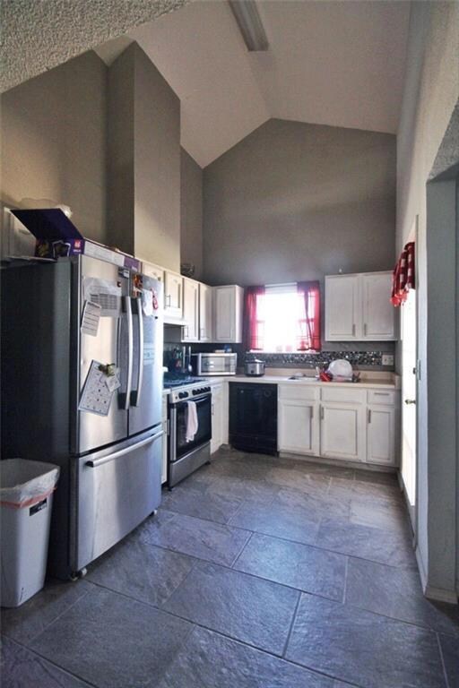 255 Barrel Cactus Dr, Horizon City, TX 79928 - photo 6