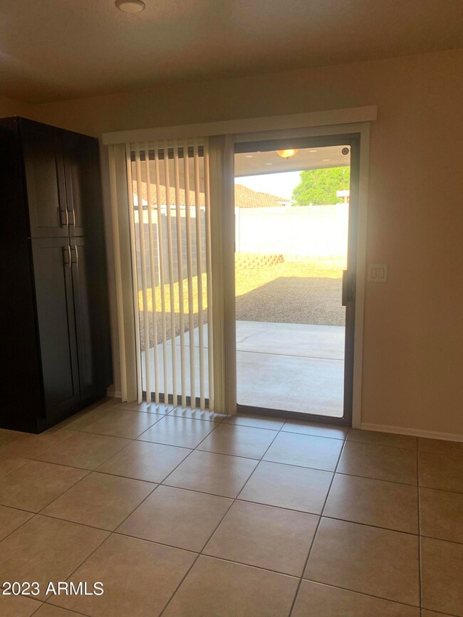 1007 S Somerset, Mesa, AZ 85206 - photo 7